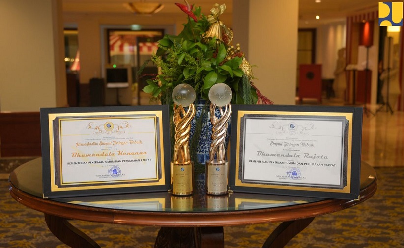 Kementerian PUPR Melalui Perwakilan Sekjen PUPR Mohammad Zainal Fatah Menerima Penghargaan Bhumandala Award 2022 15 , Kementerian PUPR Bhumandala Award 2022