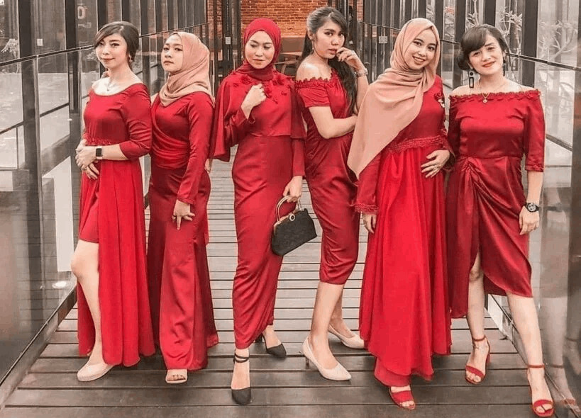Kebaya Merah Paling Banyak Dicari dan Diminati 16 , kebaya merah Kebaya Merah brokat kain polos