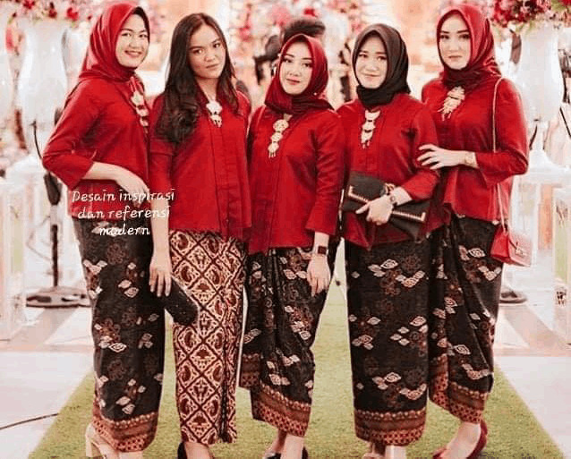 Kebaya Merah Paling Banyak Dicari dan Diminati 18 , kebaya merah Kebaya Merah dengan Rok A-Line