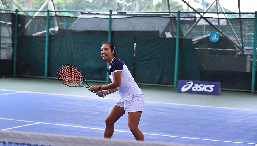 Asics Gelar Tennis Community Gathering Untuk Terus Dukung Semangat Olahraga Di Penghujung Tahun 16 , Asics Aldila Sutjiadi, ASICS Tennis Athlete Indonesia pada Coaching Clinic ASICS Tennis Community Gathering