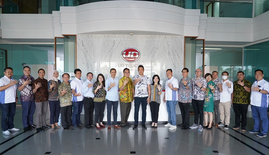 Astra UD Trucks Selaku Distributor Resmi UD Trucks Tutup Tahun 2022 Dengan Serah Terima 32 Unit Quester Euro 5 15 , Astra UD Trucks Astra UD Trucks, UD Trucks