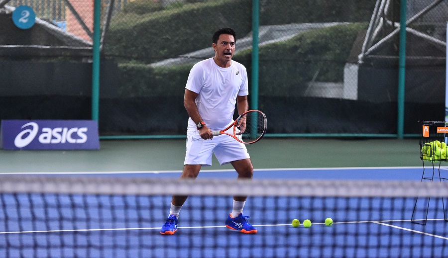 Asics Gelar Tennis Community Gathering Untuk Terus Dukung Semangat Olahraga Di Penghujung Tahun 15 , Asics Coach Andriansyah Raturandang, Pada Coaching Clinic ASICS Tennis Community Gathering