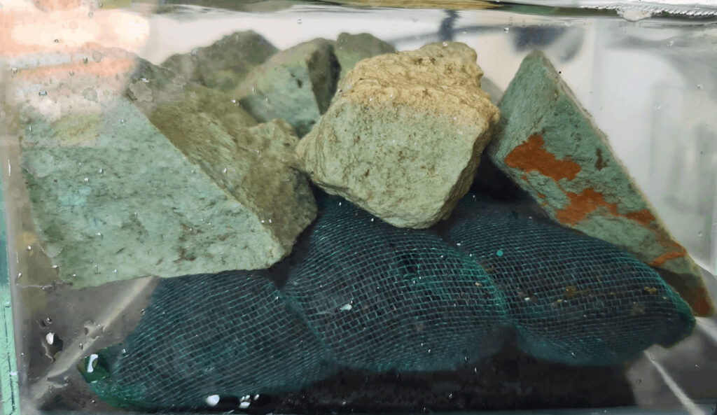 Susunan Media Filter Aquarium, Jamin Jernih 20 , media filter Media Filter Kimiawi