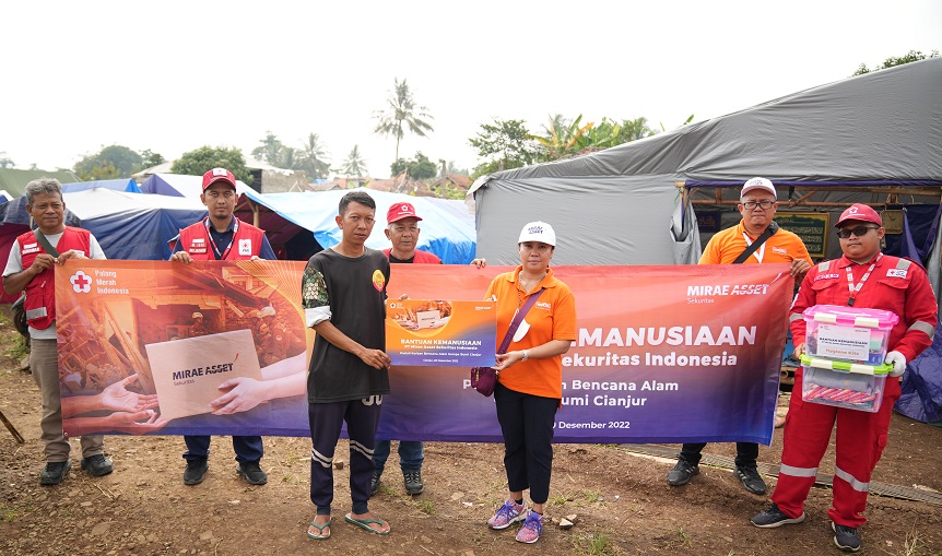 Mirae Asset Sekuritas Menyerahka 250 Paket Bantuan Kepada Warga Korban Gempa Bumi Cianjur 16 , Mirae Asset Sekuritas Mirae Asset Sekuritas