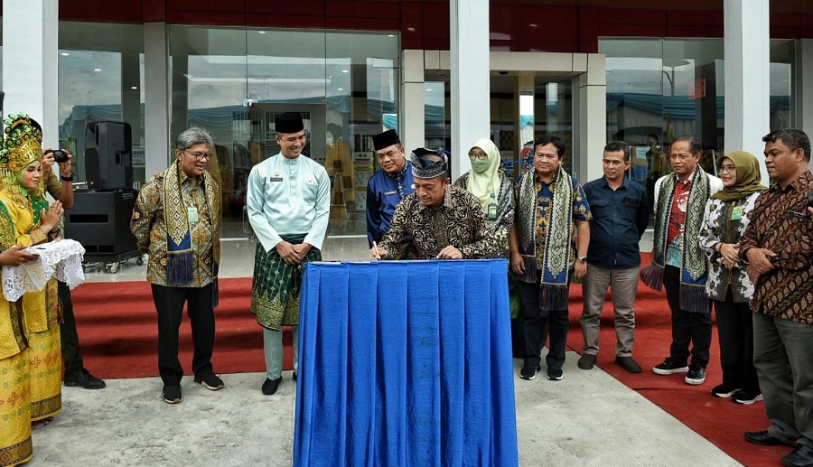 Sekjen KLHK Meresmikan Gedung Perpustakaan, Pusat Informasi dan Teaching Factory SMK Kehutanan Negeri Pekanbaru 15 , SMK Kehutanan Negeri Pekanbaru Sekjen KLHK