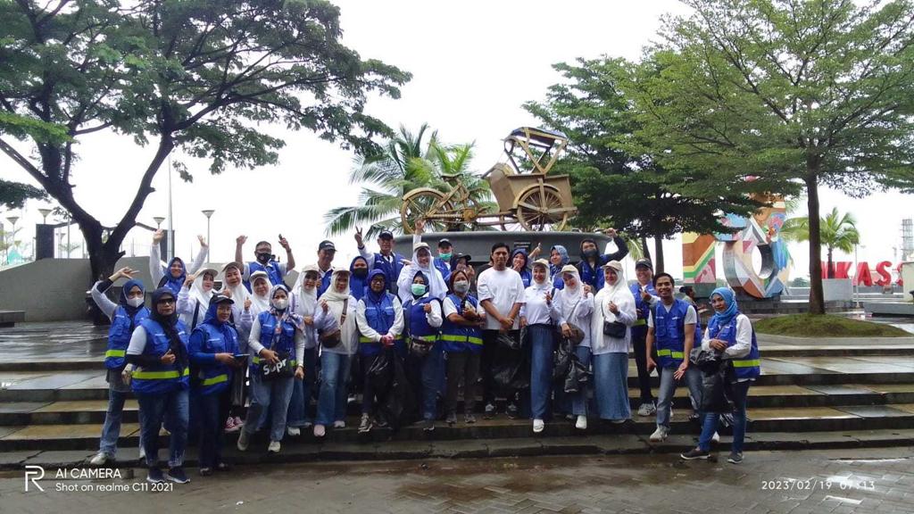 Hari Peduli Sampah Nasional, Octopus Indonesia Melakukan Kegiatan Bertajuk Love For Earth 17 , Octopus Indonesia Octopus Indonesia