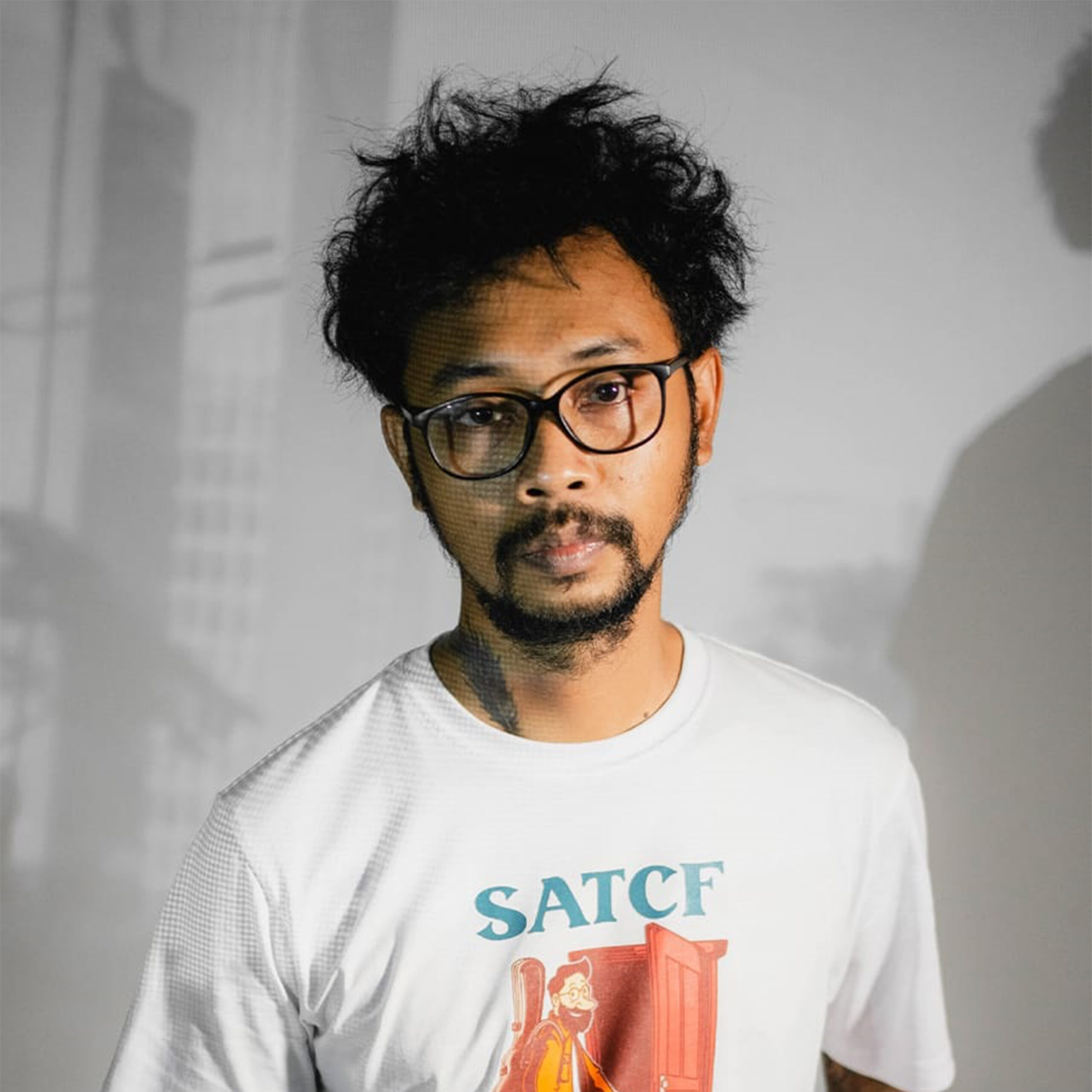 Lempar Batu Sembunyi Tangan, Kolaborasi Oneding dan THMSN (Tutus Thomson) Respon Terhadap Tragedi Kanjuruhan 15 , THMSN Oneding