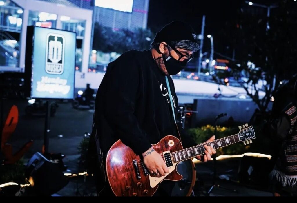 Supernova, Pendatang Baru Dalam Dunia Musik Indonesia 15 , Supernova Gitaris Supernova , polda sulbar, Binomedia