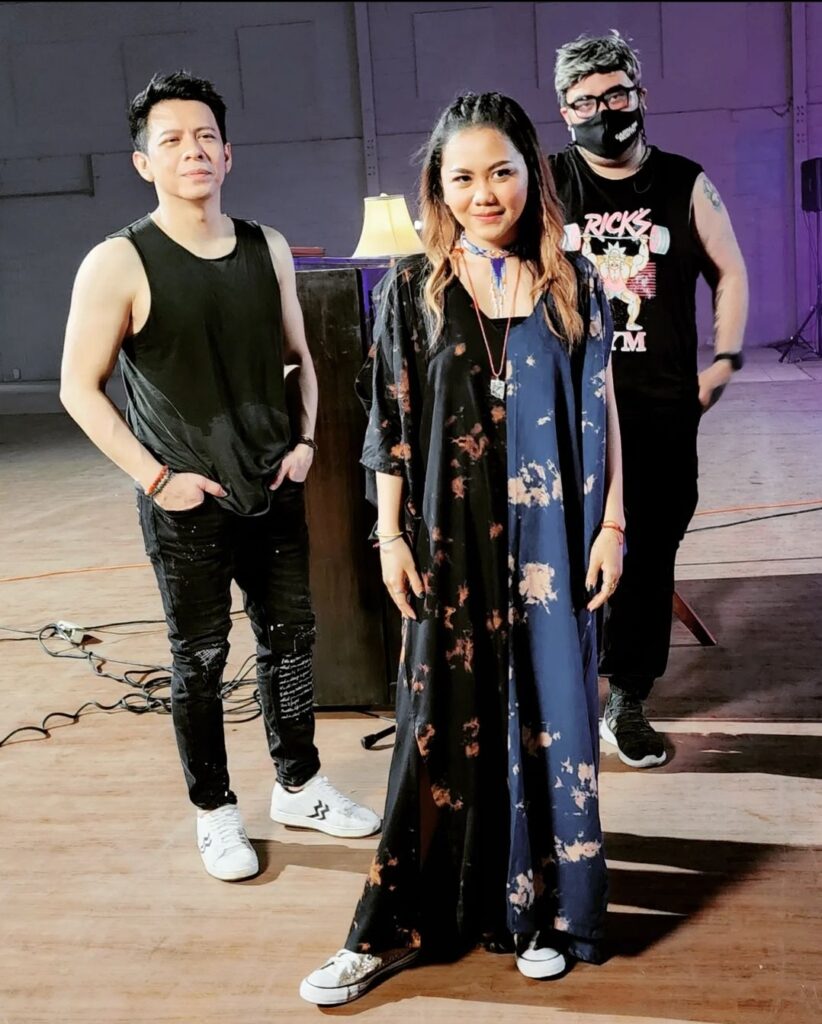 Supernova, Pendatang Baru Dalam Dunia Musik Indonesia 16 , Supernova Supernova Bersama para All Star , polda sulbar, Binomedia
