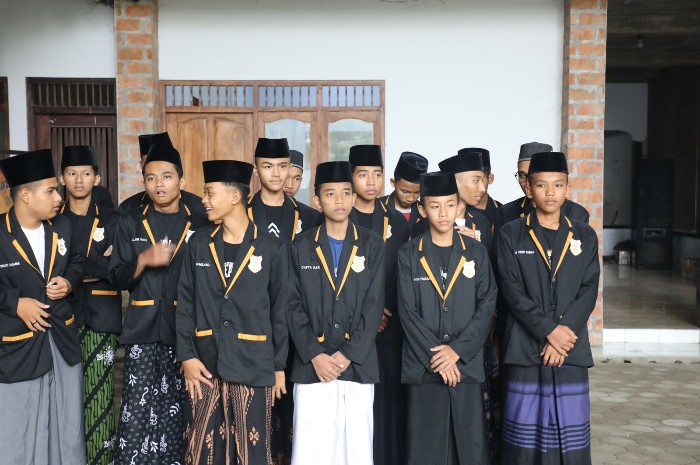 Dengan Semangat Ramadan, Santri Ponpes Kulon Progo Ikut Aktif Cegah Kejahatan Jalanan di Yogyakarta 16 , Ramadan Santri Ponpes di Kulon Progo 2 , Ramadan, Binomedia