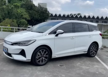 fitur keselamatan mobil listrik