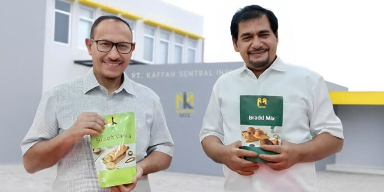 Kedua pemilik sekaligus pimpinan PT Kaffah Sentral Indonesia, Direktur Utama Ali (kiri) dan Direktur Pemasaran Taufik Mokhtar (kanan). (Dok. Istimewa)