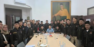 Suasana rapat Perisai Syarikat Islam saat pembentukan Koperasi Perisai SI. (Dok. Istimewa)