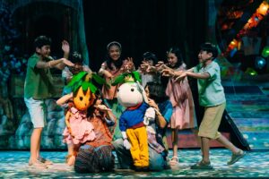 Pementasan Musikal Perahu Kertas Kugy dan Keenan bersama Sakola Alit , Musikal Perahu Kertas, Binomedia