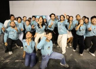Kisah Keluarga Kaluna Mengalun Lewat 18 Lagu di Home Sweet Loan The Musical Home Sweet Loan The Musical