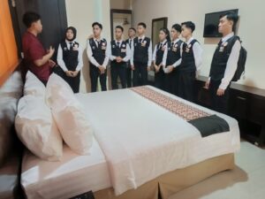 Melangkah Lebih Dekat ke Dunia Perhotelan, Siswa Aero Astra Akademia Ikuti Hotel Tour & Pra Magang 1 , Aero Astra Akademia Aero Astra Akademia